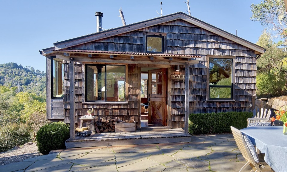 Inverness Cottage | Yvetot. Secluded, Comfortable, Quiet, Private, Beautiful