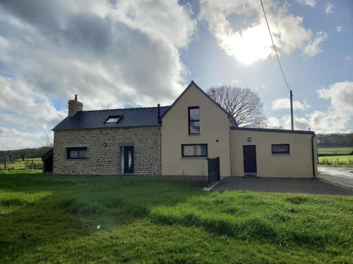 Saint-Jean-sur-Couesnon House | Zaccharie