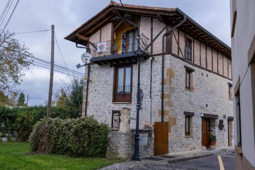 Agurain House | Zadorra Etxea Casa