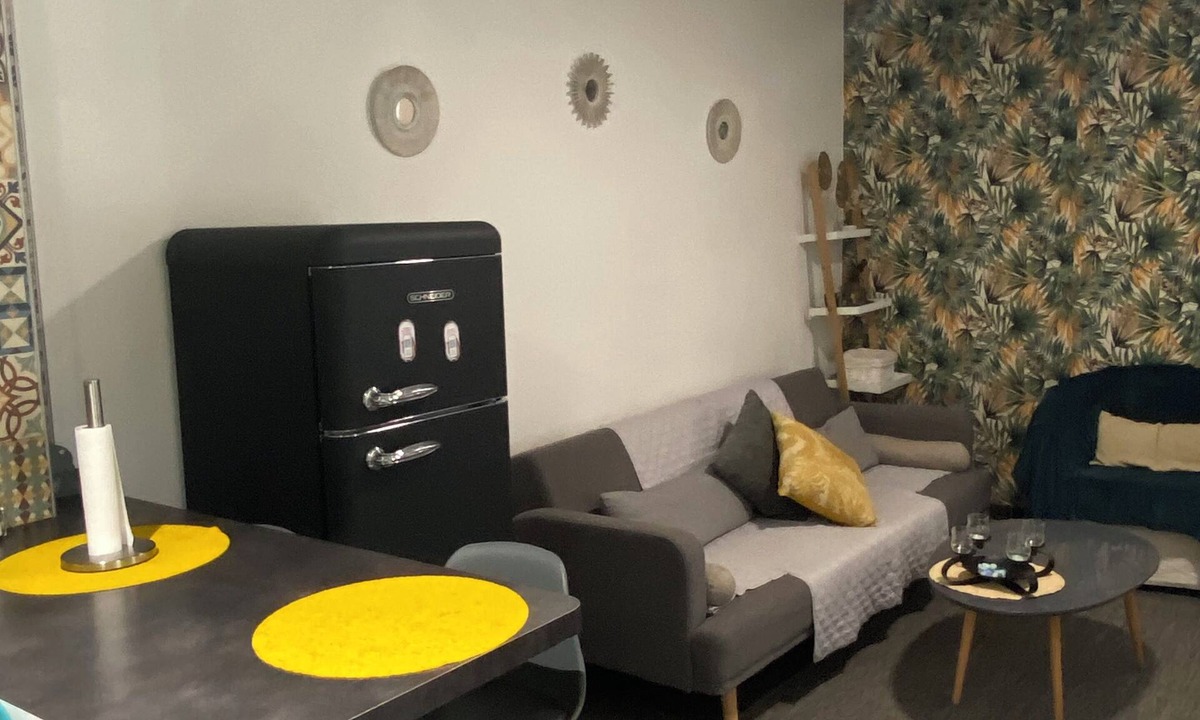 Plombiees-Les-Dijon Condo | Zahra D'or