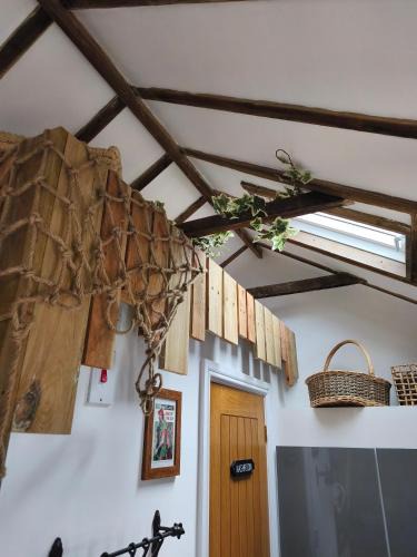 Edwinstowe Apartment | Zanders cave