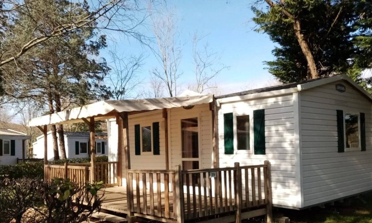 Saint-Maurice-dʼArdeche House | ZEcamping 4* Bord de Rivière - Parc Aqua - MH climatisé