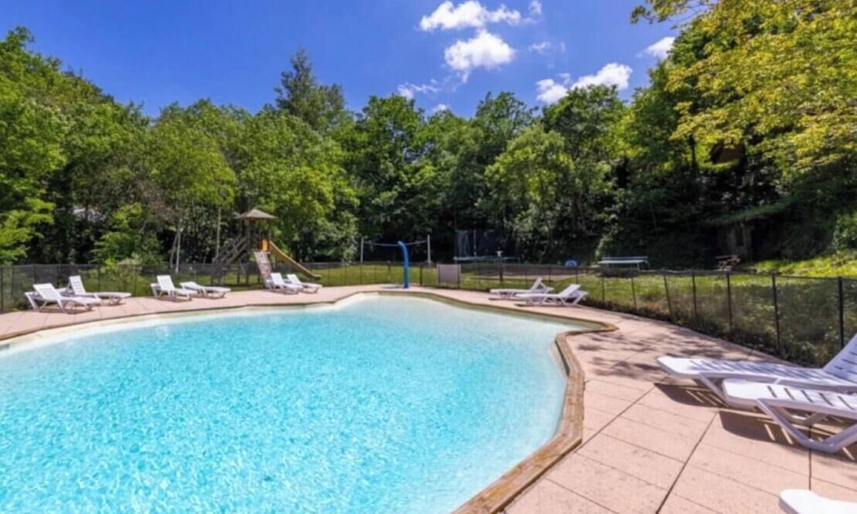 Fenouillet House | ZEcamping 2 étoiles pataugeoire piscine chalet 35m2 6 pers