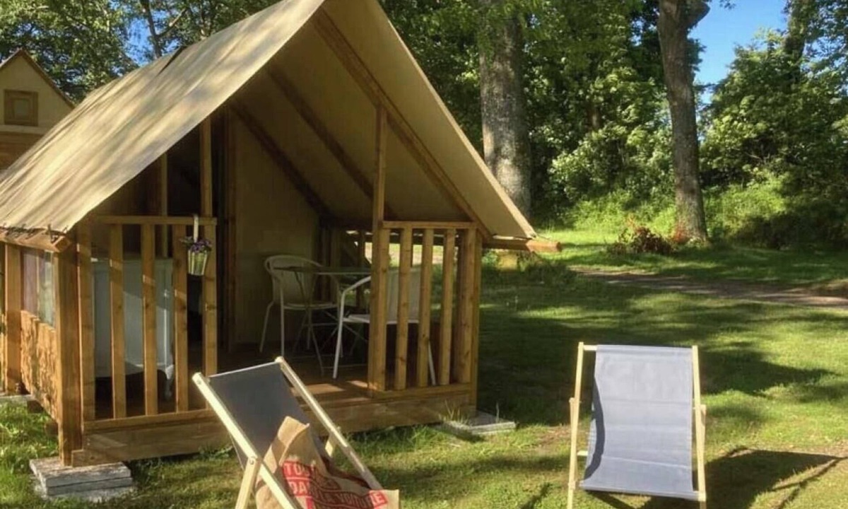Fenouillet House | ZEcamping 2 étoiles pataugeoire piscine chalet 6m2 2 pers