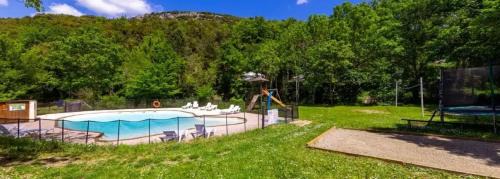 Fenouillet Other | ZEcamping 2 pet friendly piscine snack bar et restaurant