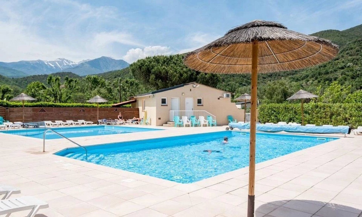 Arles-sur-Tech House | ZEcamping 3 étoiles animé piscine chauffée mobil-home TV clim 28m2