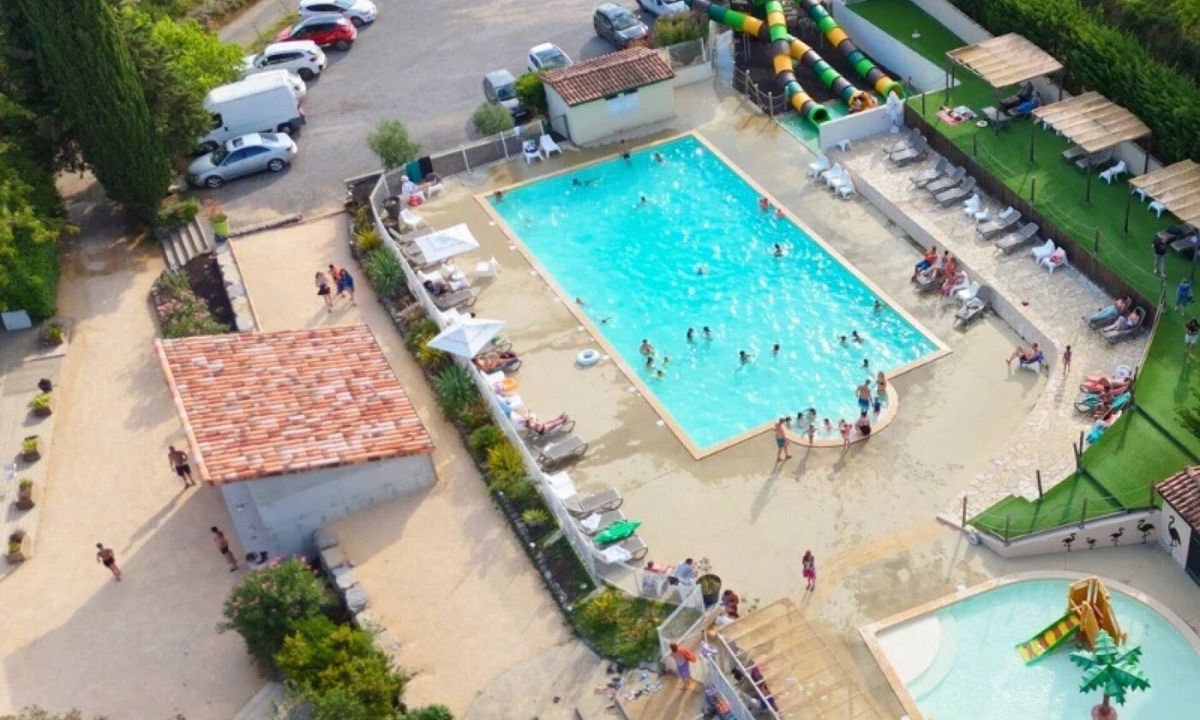 Lussas House | ZEcamping 3 étoiles familial piscine chauffée dog friendly cottage clim 30m2