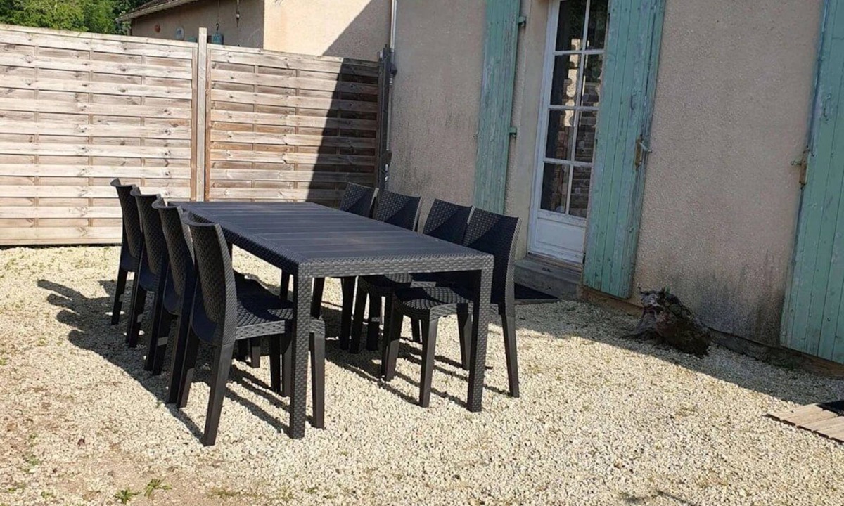 Le Change House | ZEcamping 3 étoiles piscine chauffée pet friendly locatif TV LV BBQ