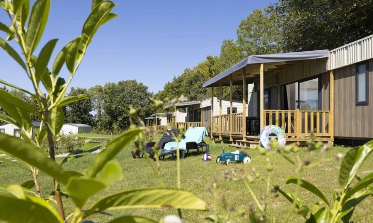 Port-le-Grand House | ZEcamping 3* animé piscine chauffée sauna locatif TV LV BBQ 40m2