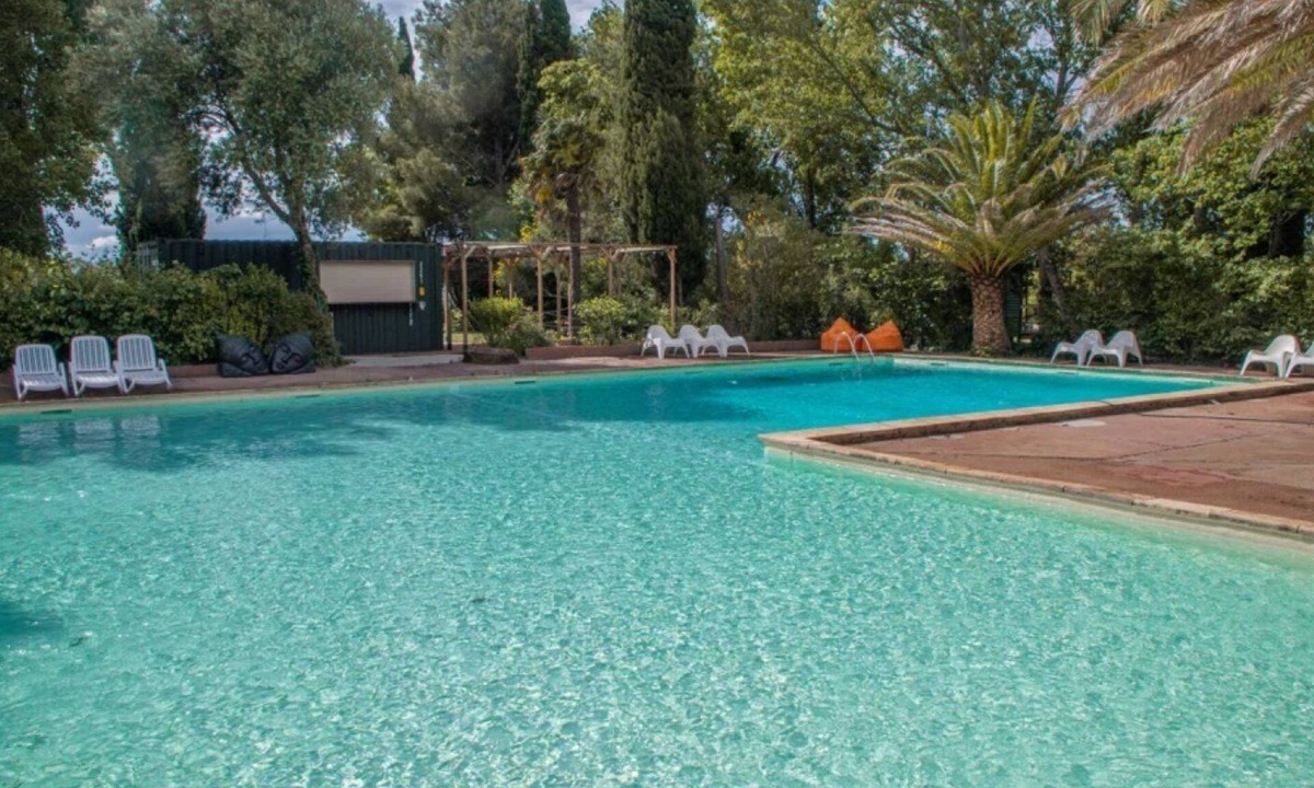 Tuchan House | ZEcamping 3* dog friendly avec piscine dans un environnement calme