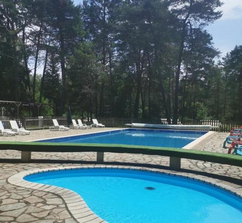 Palisse Other | ZEcamping 3 dog friendly tennis piscine chauffée