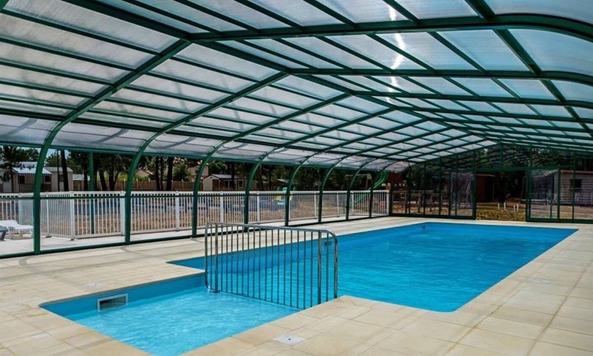 Saint-Jean-de-Monts Ski Chalet | ZEcamping 3* avec chiens acceptés piscine couverte et piscine chauffée