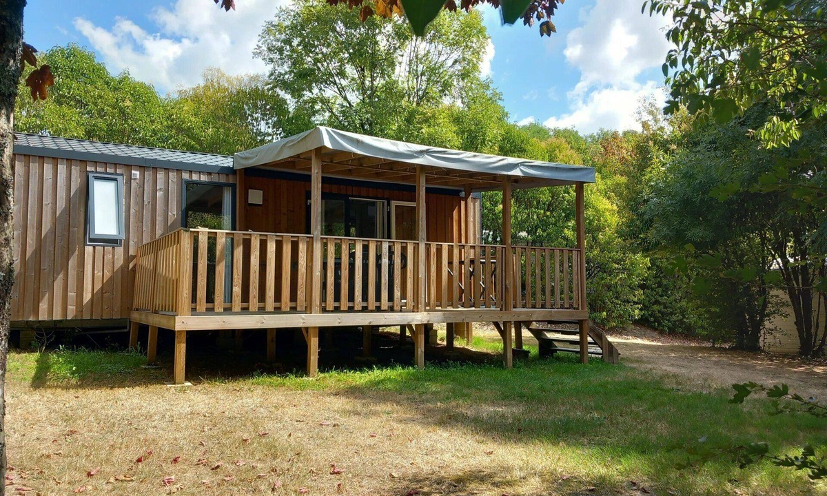 Commequiers House | ZEcamping 3* piscine couverte locatif TV clim 31m2