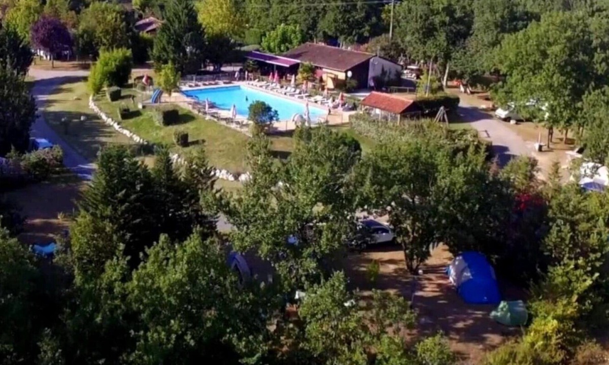 Devillac House | ZEcamping 3* piscine locatif BBQ 38m2 4 pers