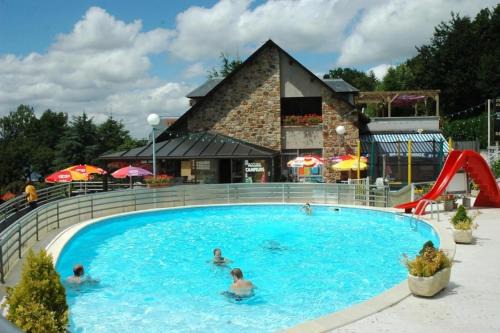 Salles-Curan Other | ZEcamping 4 étoiles chiens acceptés tennis piscine chauffée