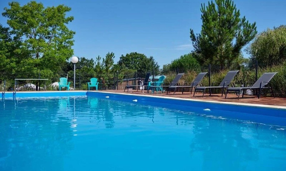 Caro House | ZEcamping 4* espace bien-être avec jacuzzi et sauna cadre verdoyant