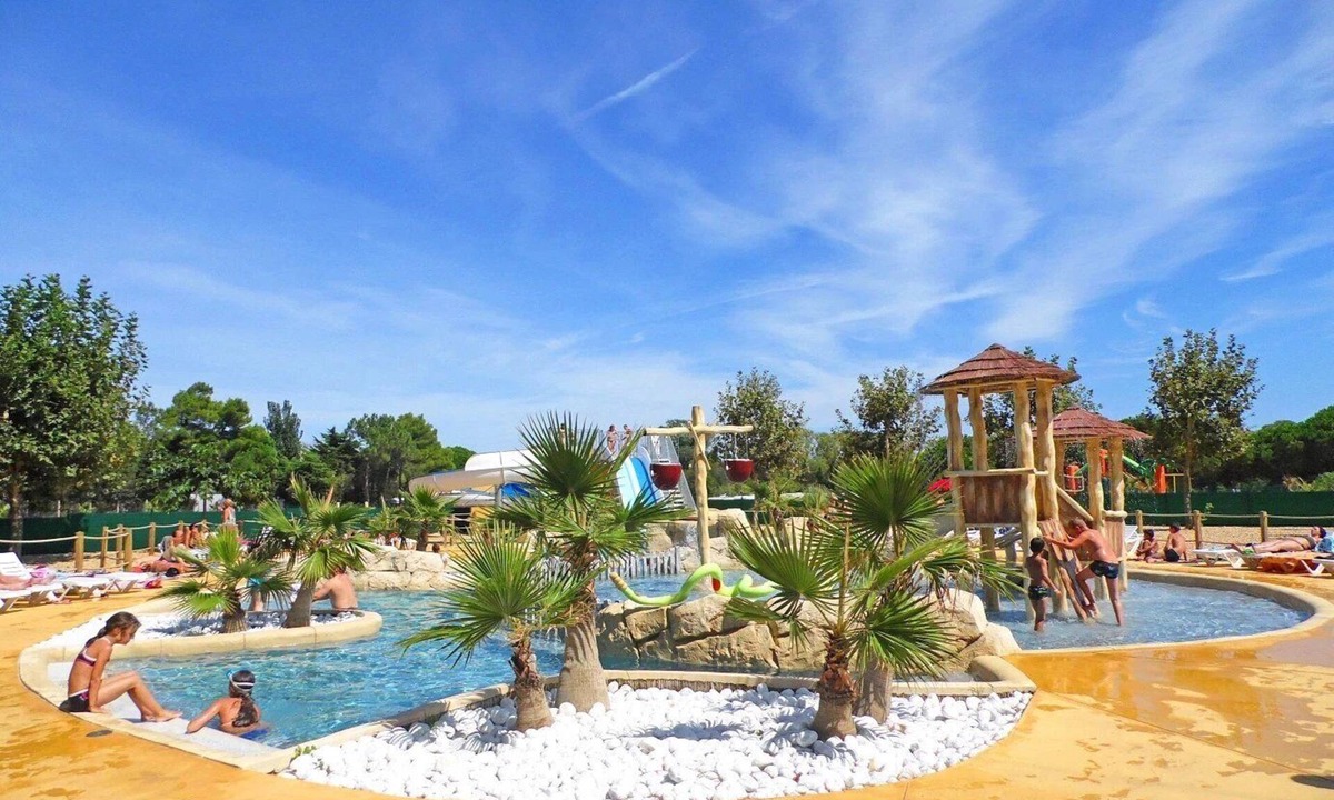 Sainte-Marie-la-Mer House | ZEcamping 4* piscine club enfant animations chiens acceptés mini golf