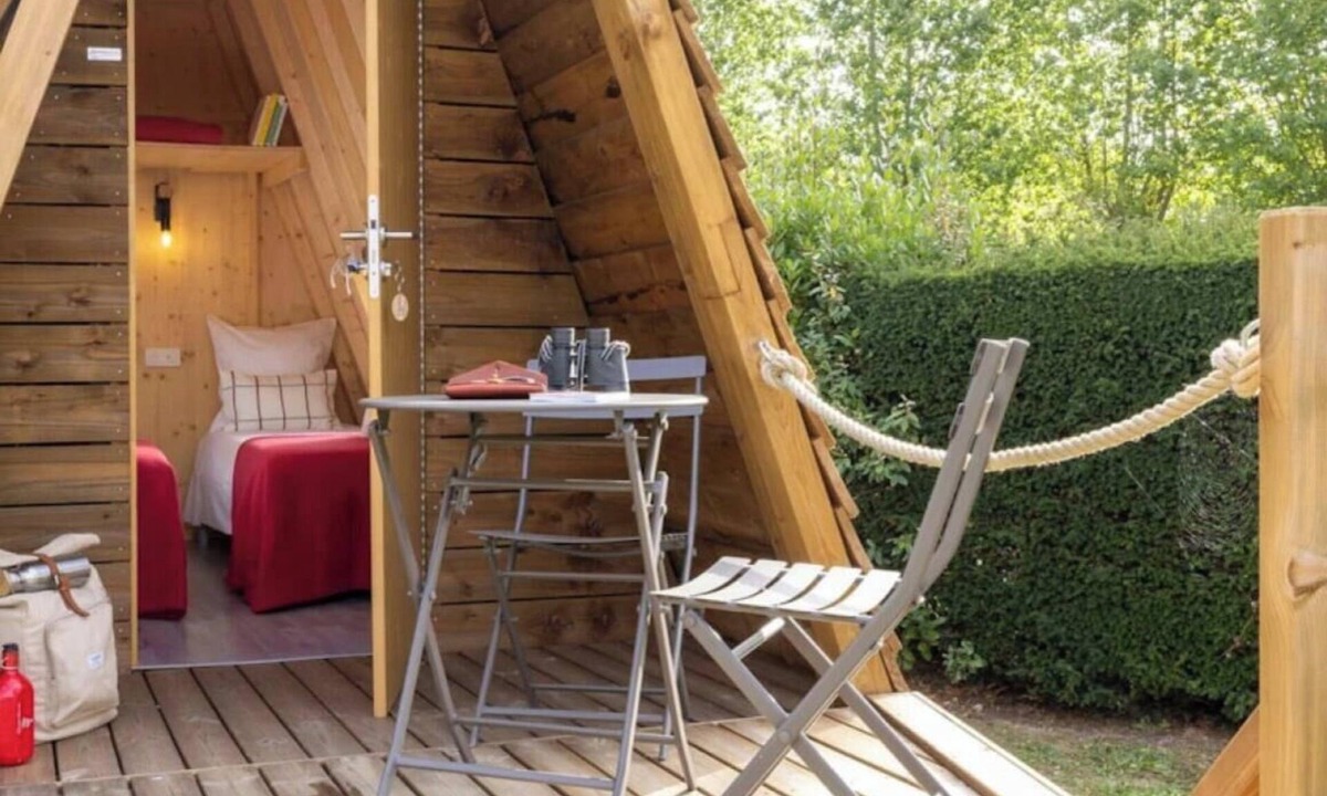 Saint-Jean-de-Monts Cabin | ZEcamping 4* 1km plage piscine chauffée fitness locatif 8m2 2 pers
