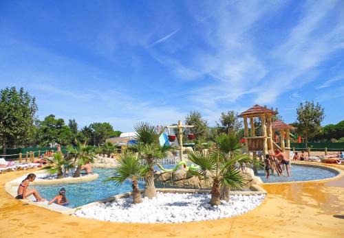 Sainte-Marie-la-Mer Other | ZEcamping 4 piscine club enfant animations chiens acceptés mini golf