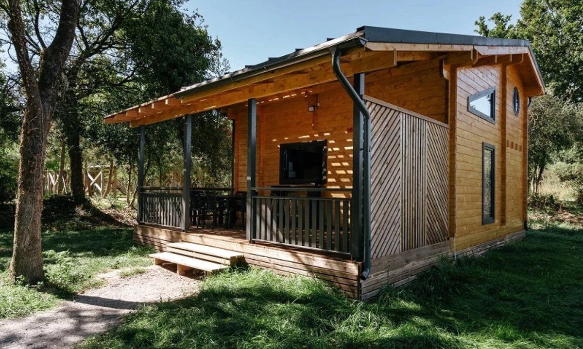 Caro House | ZEcamping 4* piscine couverte locatif TV LV 52m2