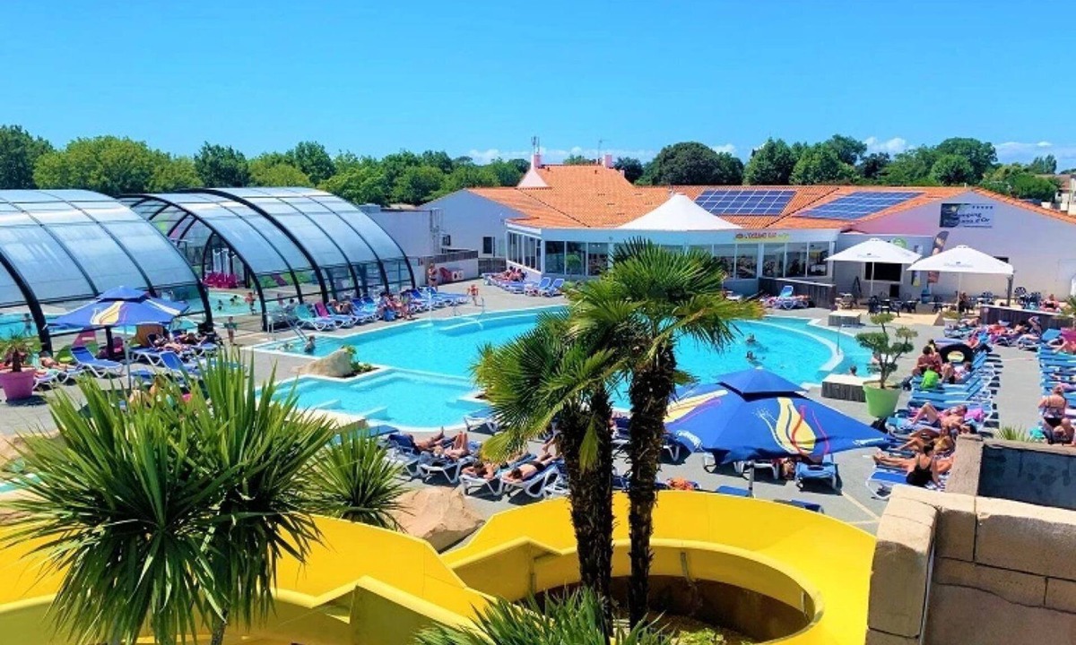 Jard-sur-Mer House | ZEcamping 5* 1km plage parc aquatique mobil-home TV 30m2