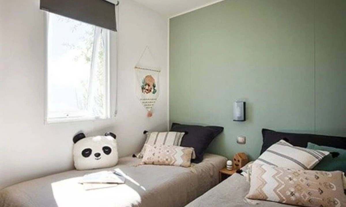 Bourgneuf-en-Retz House | ZEcamping animé piscine couverte animaux acceptés mobil-home TV 4 pers