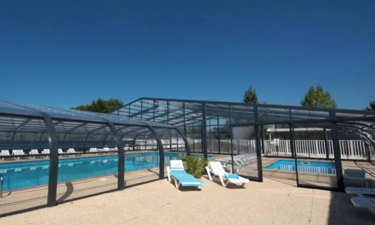 Talmont-Saint-Hilaire House | ZEcamping 3* animé piscine couverte locatif BBQ 20m2 5 pers