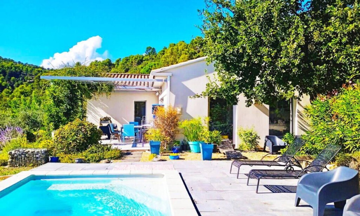 Manosque House | Zen-like single-storey villa in a quiet area/outside Manosque/exceptional views/pool