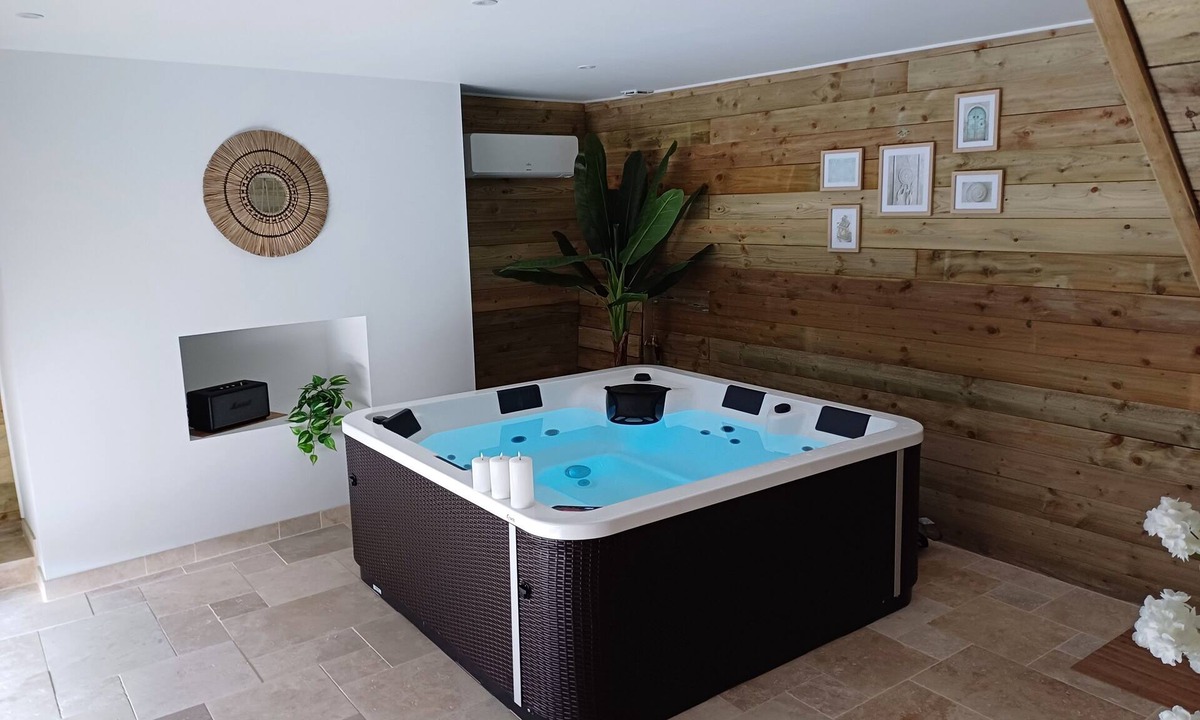 Distre House | Zen & Love gîte with private 4-person spa