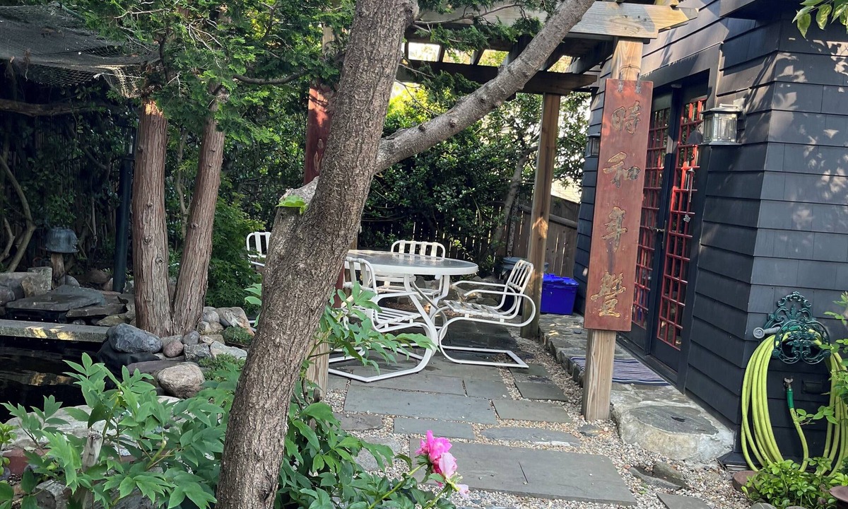Marblehead Condo | Zen vacation in historic Marblehead