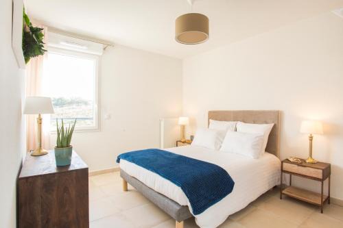 Villeneuve-les-Avignon Apartment | Zenao Appart'hôtels Villeneuve-lès-Avignon