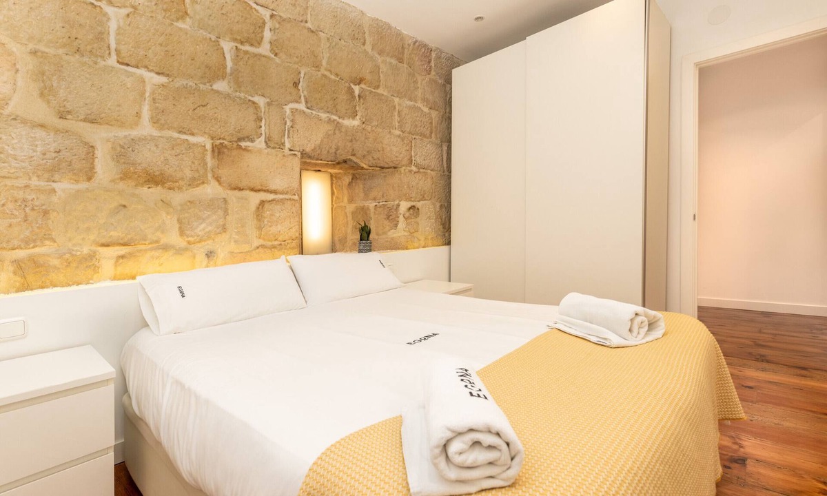 Zarautz Apartment | Zigordia 9 Apartment - Well located housing by Egona