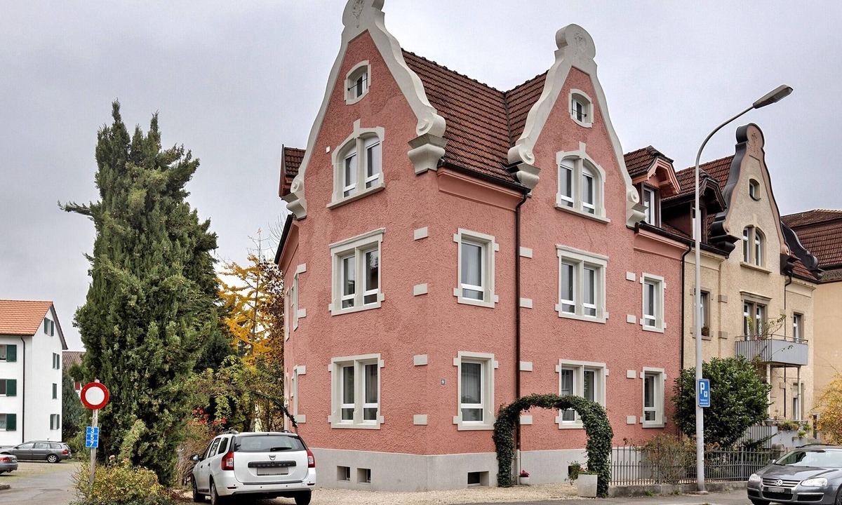 Kreuzlingen Apartment | 'Zimmer mit Kochnische Rosenbaum' mit Gemeinschaftsgarten und WLAN