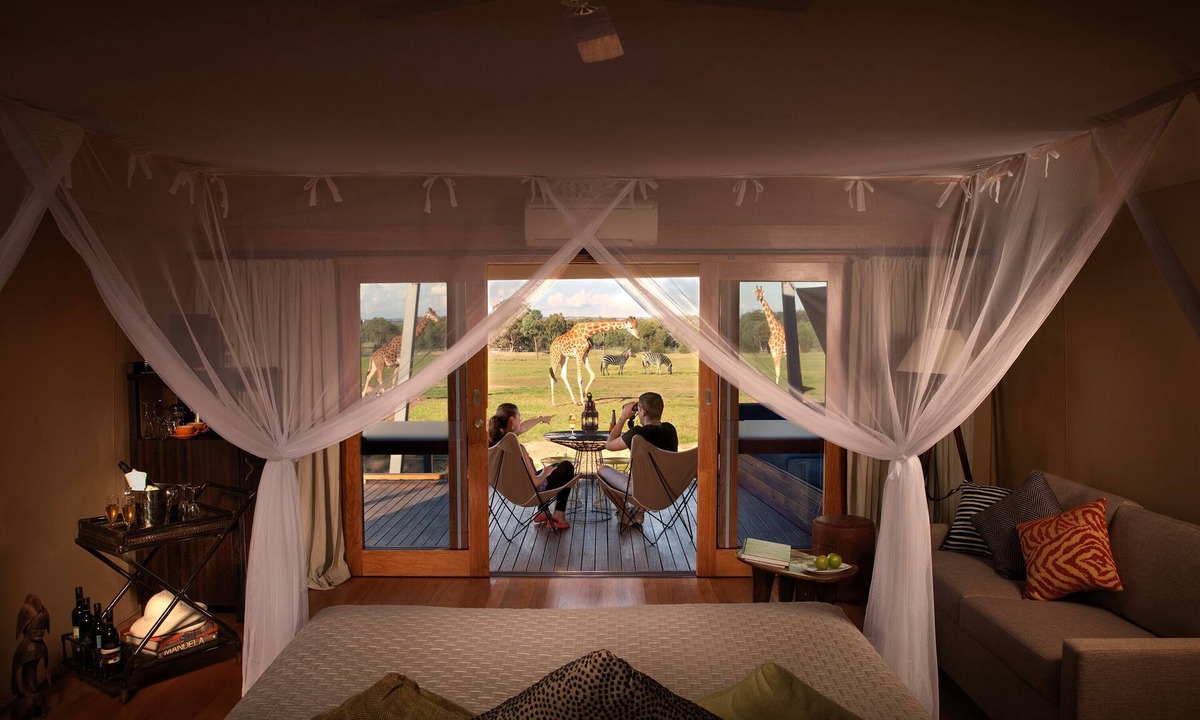 Dubbo Cabin | Zoofari Lodge at Taronga Western Plains