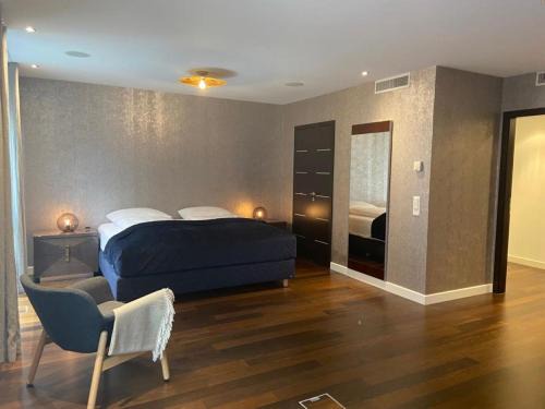 Alt-Wiedikon Apartment | Zurich Luxury Residence 250sqm with AC & parking