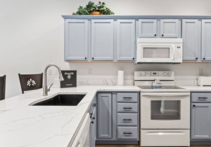 1 Bedroom Condo + Queen Suite (Adjoined Units, Lock-Off Access)