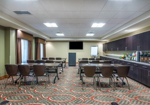 1 Bedroom | Free Breakfast, Indoor Pool + Hot Tub