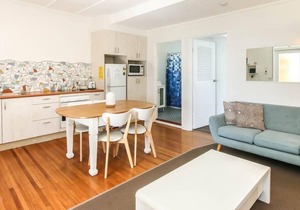 1 Bedroom Funky Beach Apartment Steps To The Beach