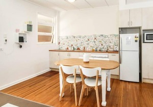 1 Bedroom Funky Beach Apartment Steps To The Beach