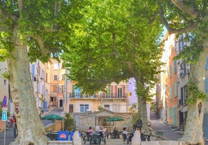 1 bedroom gorgeous apartment in Barjols