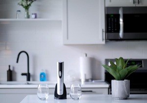 1 Bedroom Luxury Condo 10 Minutes from First Energy Stadium E3