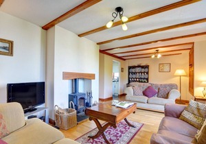 1 Derw Cottages - Four Bedroom House, Sleeps 8