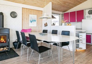 10 person holiday home in Farsø