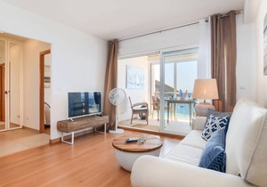 100 m² Apartment ∙ 3 bedrooms ∙ 5 guests