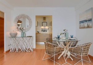 100 m² Apartment ∙ 3 bedrooms ∙ 5 guests