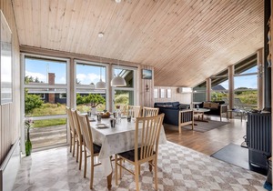 100 m² House ∙ 4 bedrooms ∙ 8 guests