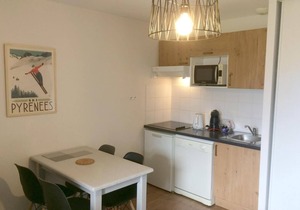 100m from resort center, 1st floor, jacuzzi, hammam, balcony, tv, ski locker, 32m², Peyragudes