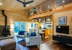 102 m² Cabin ∙ 2 bedrooms ∙ 8 guests