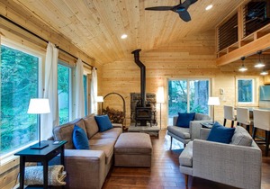 102 m² Cabin ∙ 2 bedrooms ∙ 8 guests