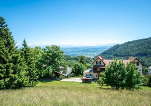 105 m² Apartment ∙ 2 bedrooms ∙ 6 guests